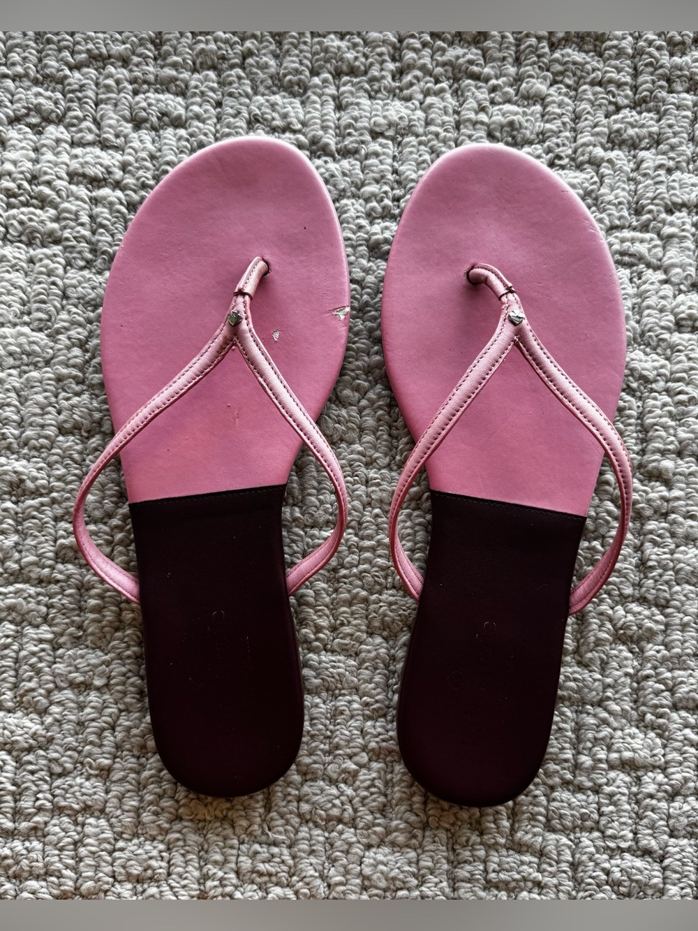 Kate Spade Women's Pink & Burgundy Flip Flop Sandals